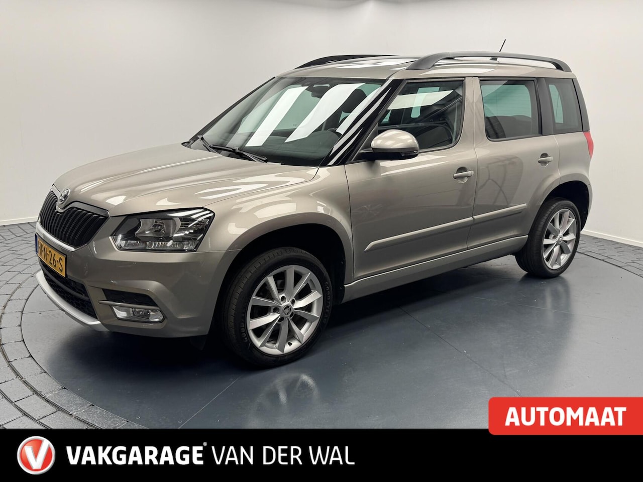 Skoda Yeti - 1.2 TSi Elegance Automaat-Trekhaak-Navigatie-Panoramadak-Cr.contr-Clima-Camera-Parkeersens - AutoWereld.nl