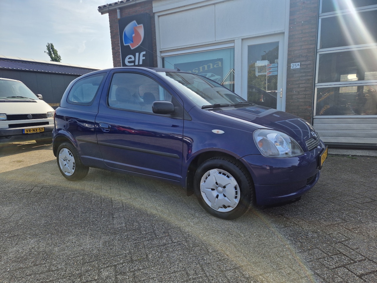 Toyota Yaris - 1.3-16V VVT-i "Luna" Stuurbekrachtiging - Apk 02-07-2026 !! - AutoWereld.nl