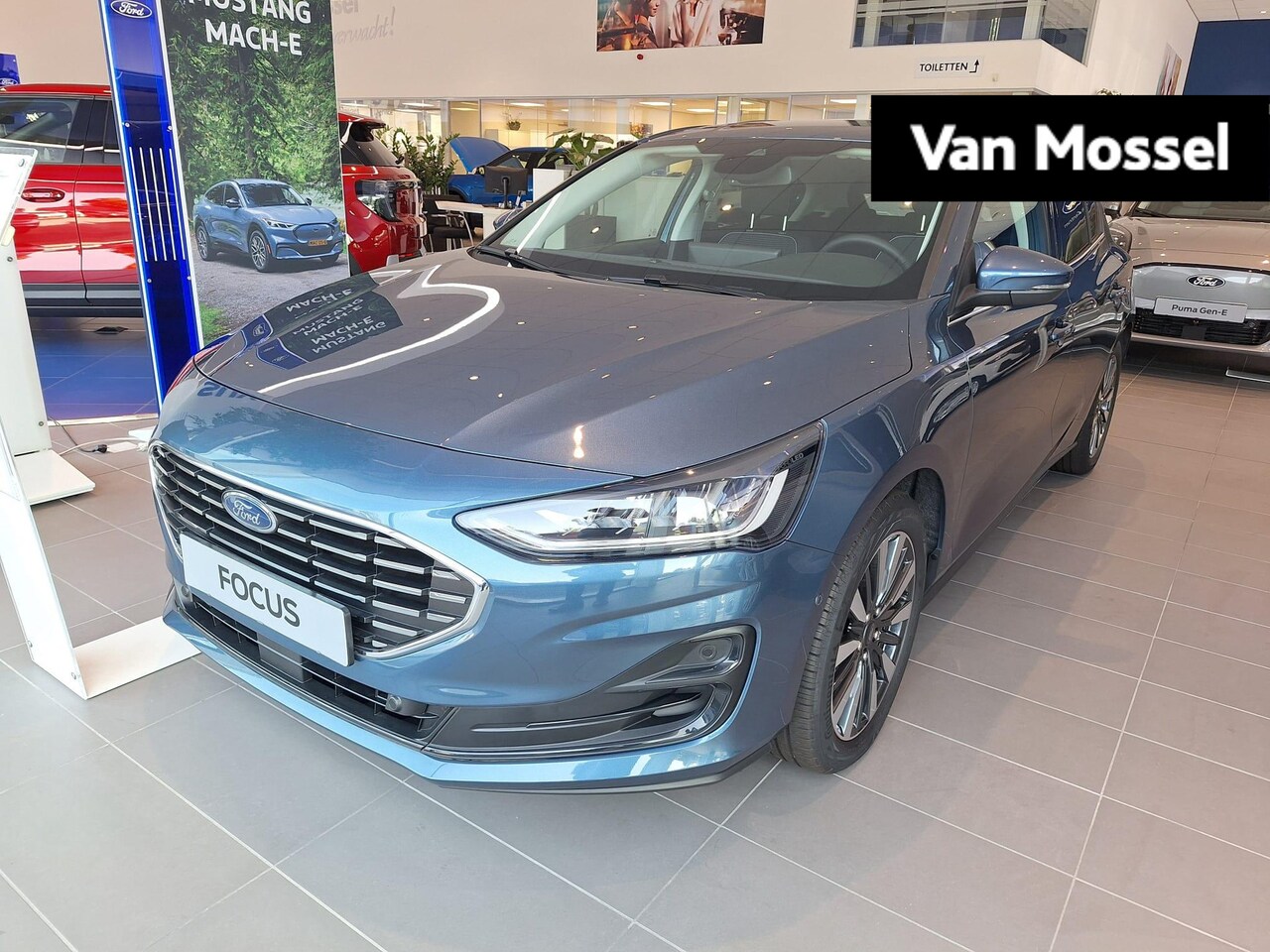 Ford Focus - 1.0 EcoBoost Hybrid Titanium X | Uit Voorraad Leverbaar! | Driver Assistance Pack | Draadl - AutoWereld.nl