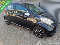 Peugeot 107 - 1.0-12V Urban Move