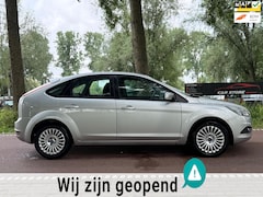 Ford Focus - 1.6 Titanium KEYLESSCLIMACRUISE5DEURS