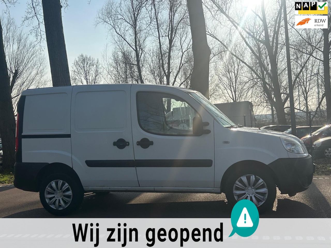 Fiat Doblò - 1.4 Basis BENZINE!MARGE!APK!KOOPJE! - AutoWereld.nl
