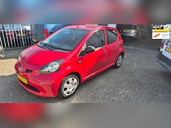 Toyota Aygo - 1.0-12V 5 deurs airco apk nieuwe apk