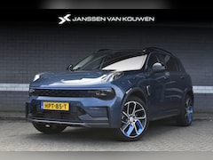 Lynk & Co 01 - 1.5 / PHEV / Panoramadak / Stoelverwarming / 360-Camera / All season banden