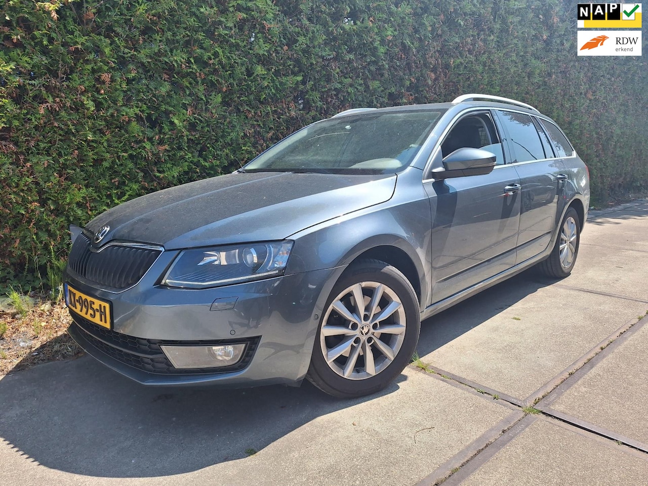 Skoda Octavia Combi - 1.0 TSI Greentech Style Business 1.0 TSI Greentech Style Business - AutoWereld.nl