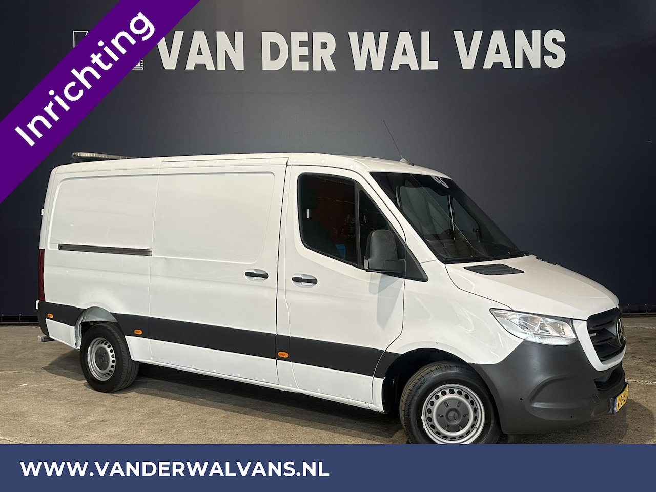Mercedes-Benz Sprinter - 319 CDI 191pk 3.0L V6 L2H1 3500kg Trekhaak Inrichting Euro6 Airco | Omvormer | Camera | Ap - AutoWereld.nl