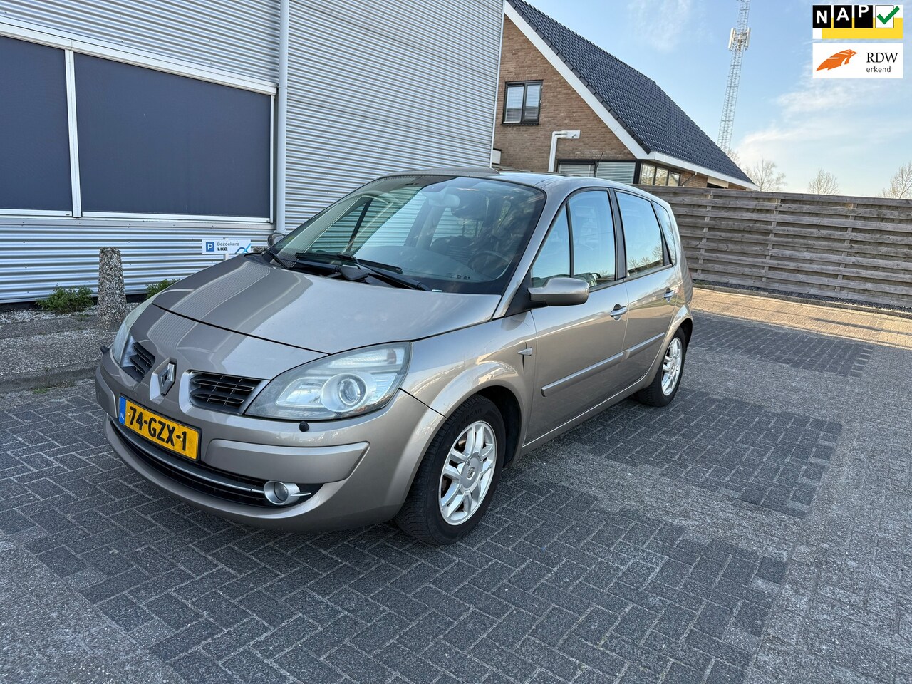 Renault Scénic - 2.0-16V Tech Line NAV.+ Clima Bj:2008 NAP! - AutoWereld.nl