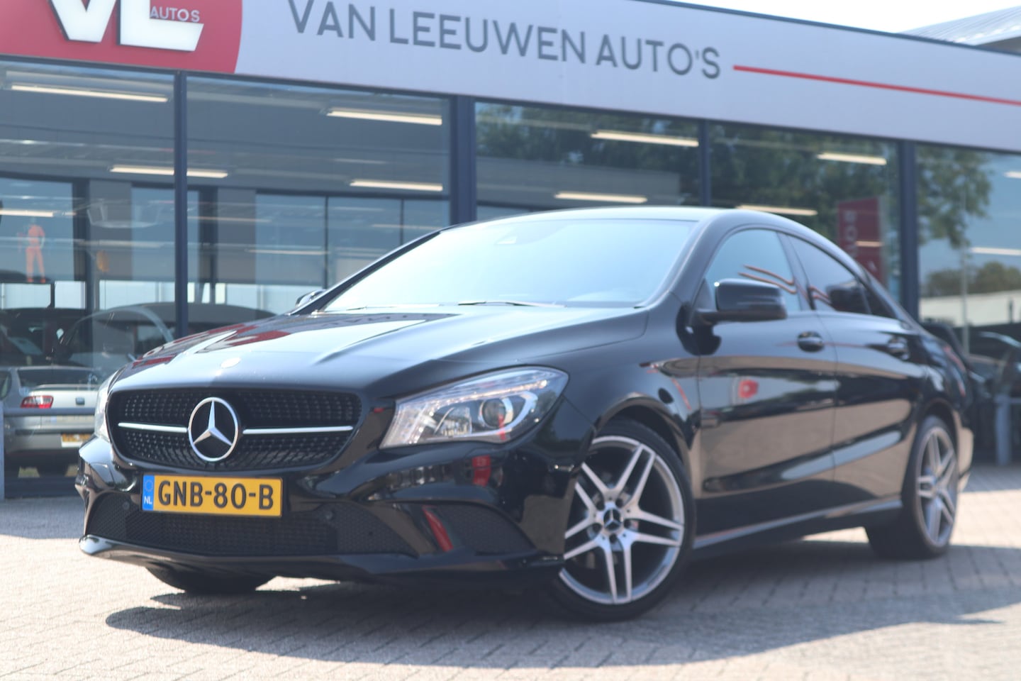 Mercedes-Benz CLA-Klasse - 200 Prestige | Stoelverwarming | Clima | Cruise - AutoWereld.nl