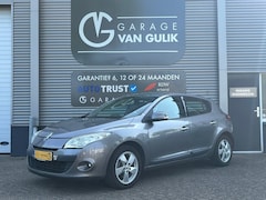 Renault Mégane - 2.0 140PK Dynamique Automaat Navi, Clima, Cruise, Trekhaak, 5deuren, Pdc, Isofix, Armsteun