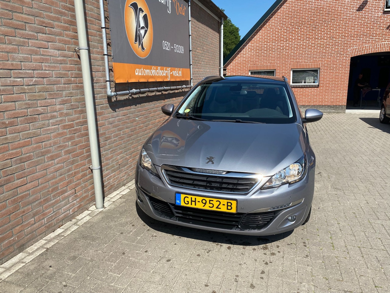 Peugeot 308 SW - 1.6 BlueHDI Blue Lease Executive Pack 1.6 BlueHDI Blue Lease Executive Pack - AutoWereld.nl