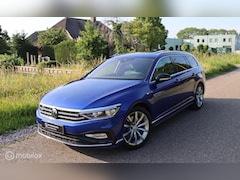 Volkswagen Passat Variant - 2.0 TSI 4Motion / R-Line / Pano