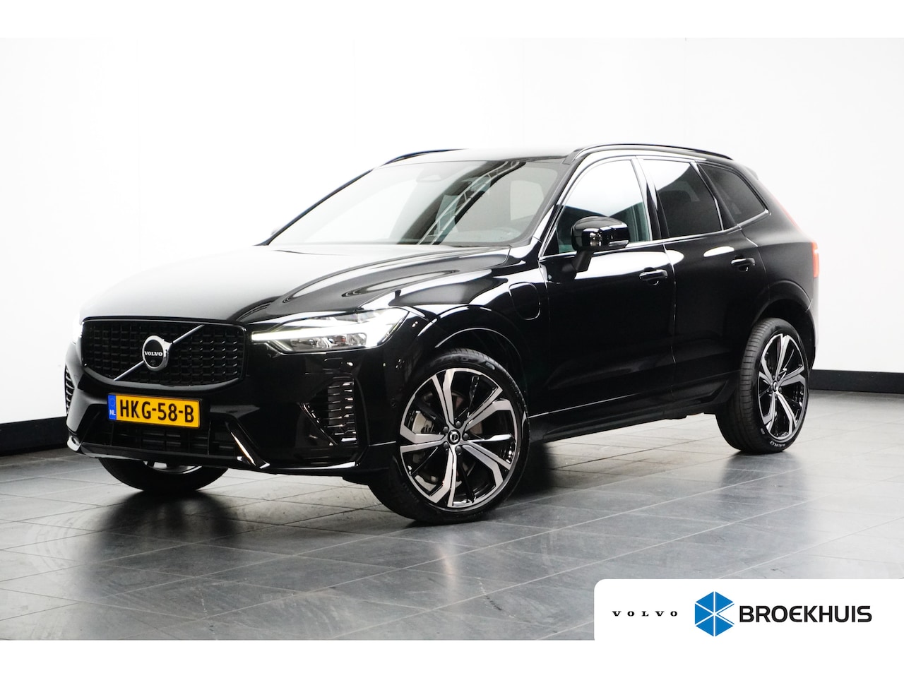 Volvo XC60 - 2.0 T6 Plug-in hybrid AWD Plus Dark | Panoramadak | 21" Velgen | Memory Seats | Harman/Kar - AutoWereld.nl