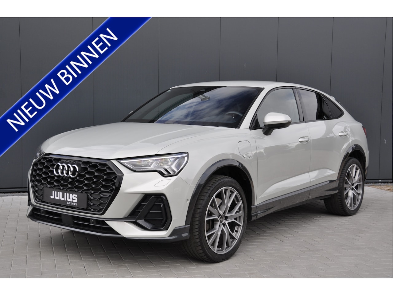 Audi Q3 Sportback - 45 TFSI E quattro S-Edition Black Optic, El.Stoelverst - AutoWereld.nl