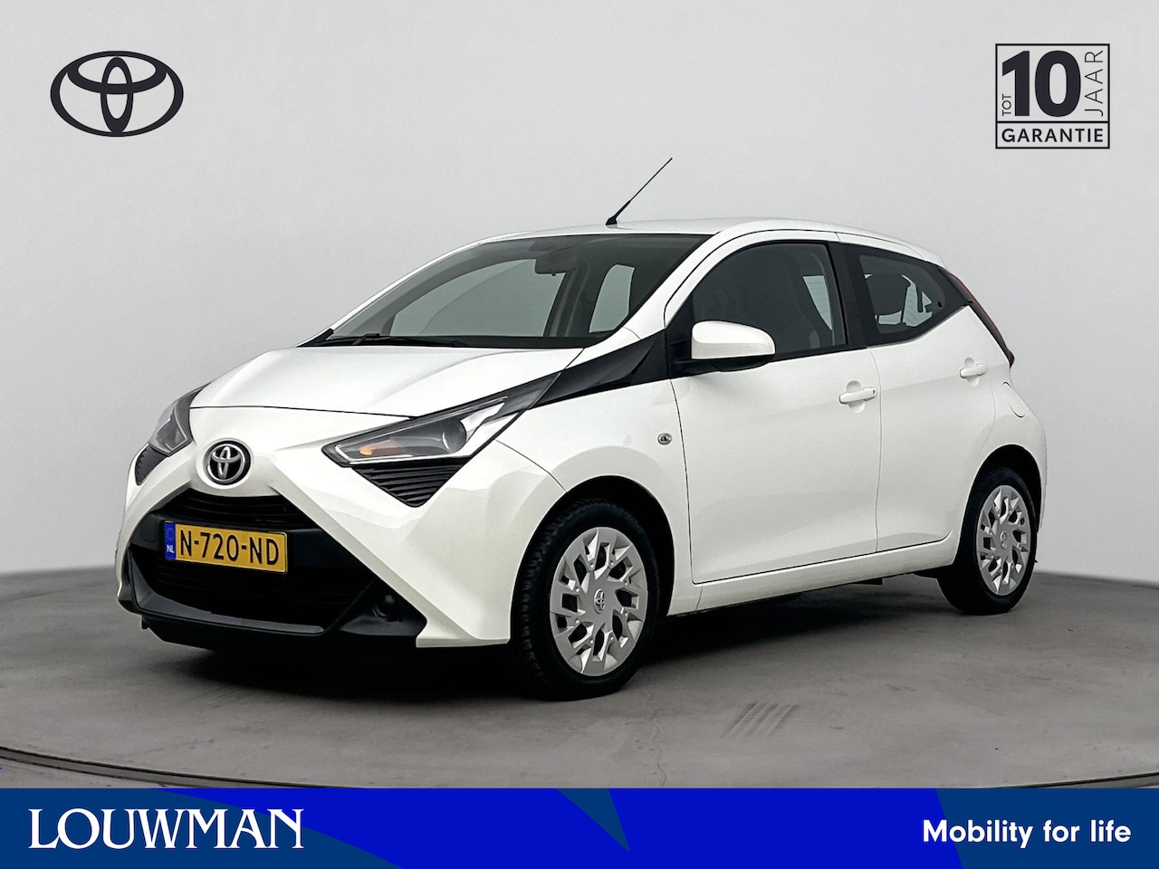 Toyota Aygo - 1.0 VVT-i x-play 1.0 VVT-i x-play - AutoWereld.nl