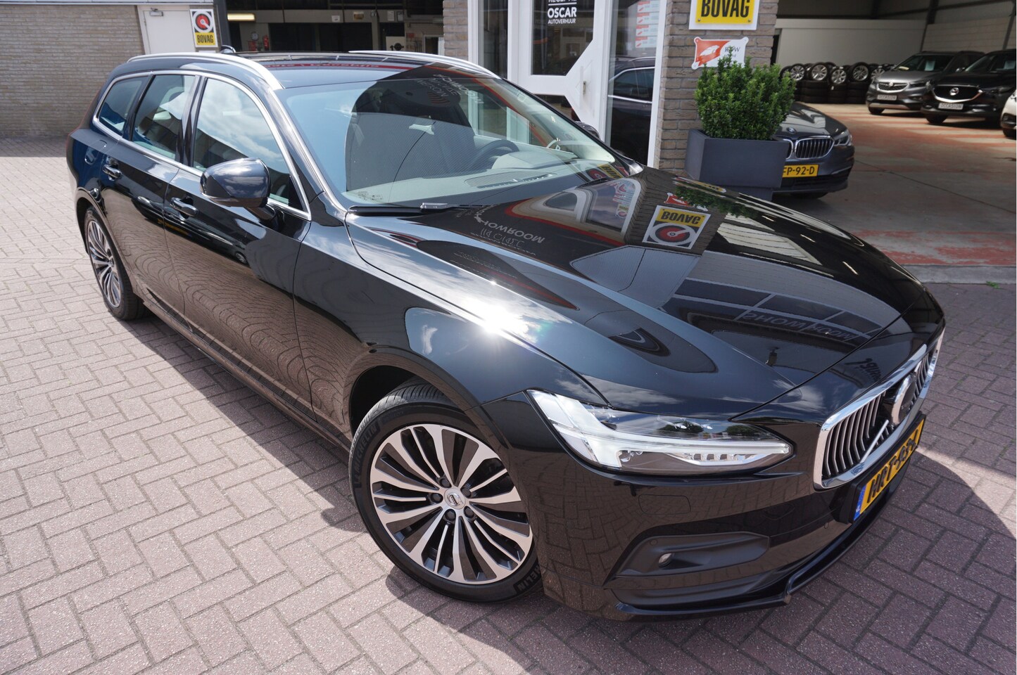 Volvo V90 - 2.0 B4 Momentum Pro Automaat - AutoWereld.nl