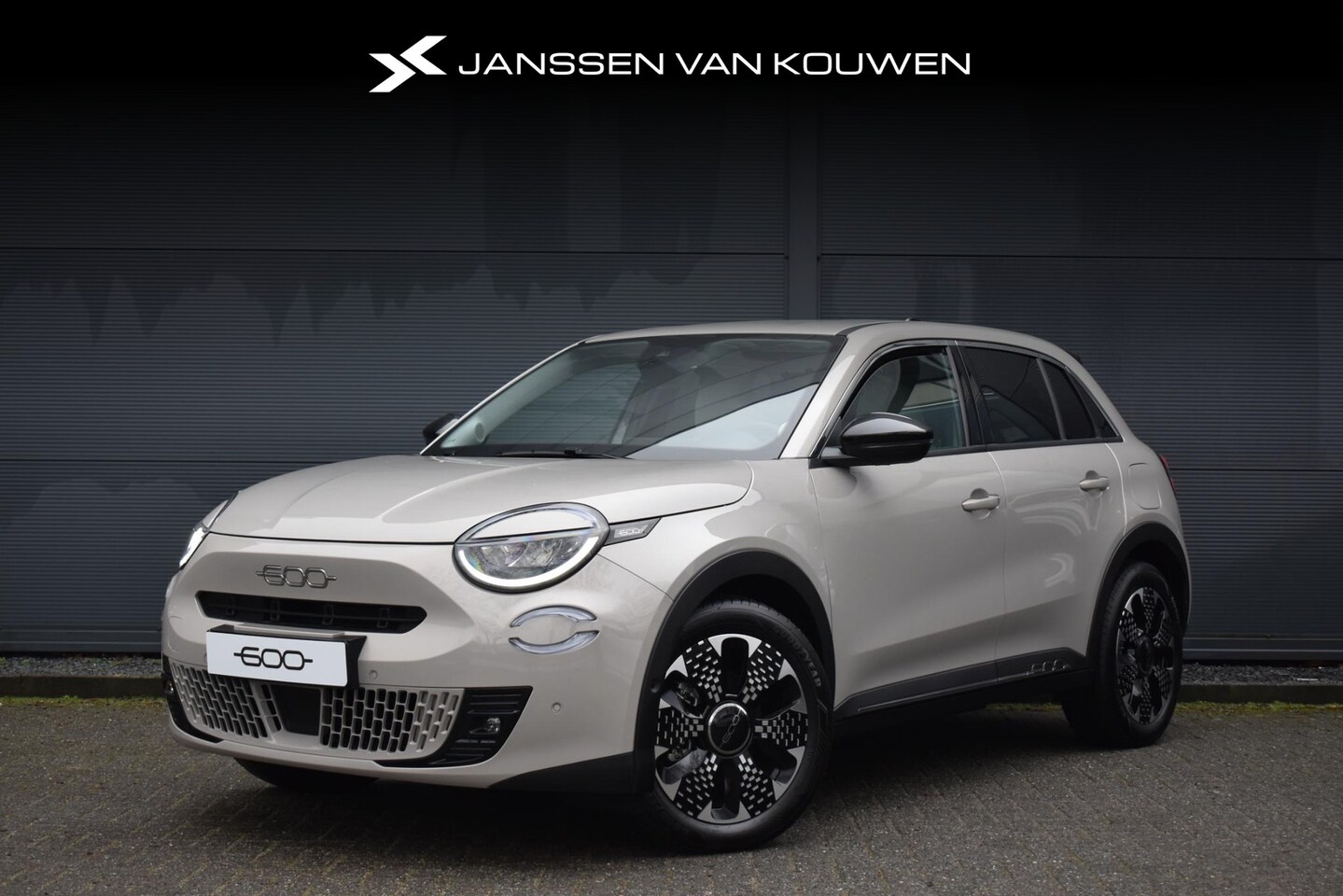 Fiat 600e - La Prima 54 kWh Demo voordeel - AutoWereld.nl