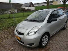 Toyota Yaris - 1.3 VVTi Comfort 6bak Nw Apk