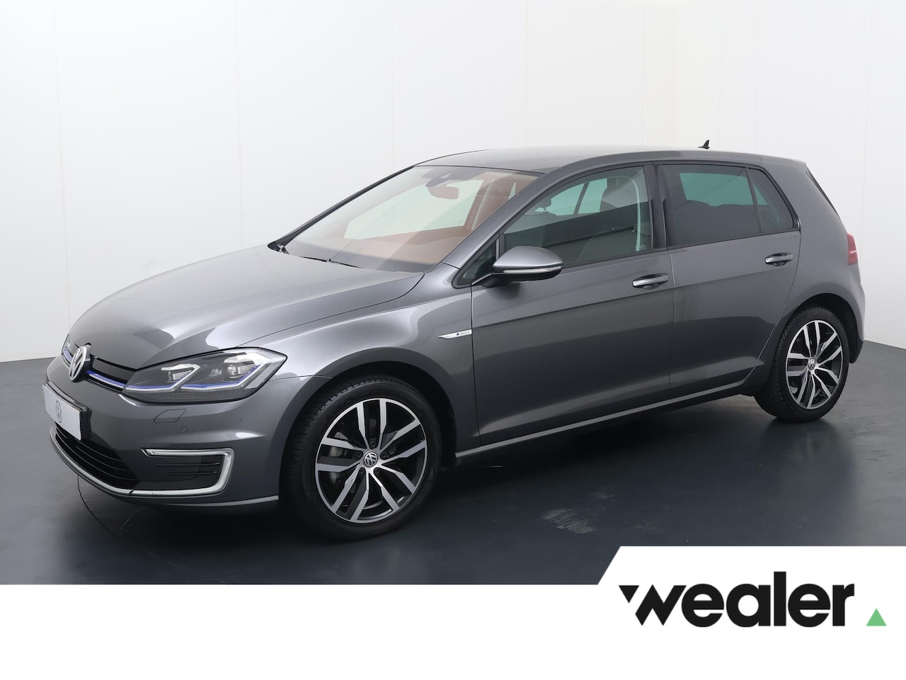 Volkswagen e-Golf - e-Golf | 136 PK | SoH 91% | Automaat | Multifunctioneel stuurwiel | Cruisecontrol | Stoelv - AutoWereld.nl