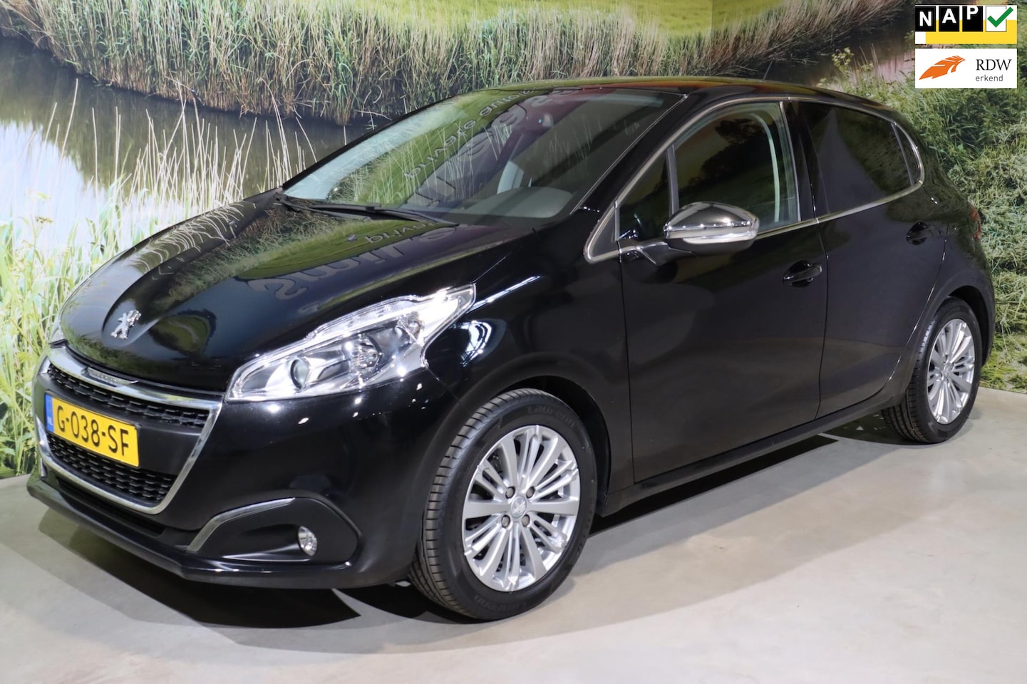 Peugeot 208 - 1.2 PureTech Allure| Nieuwe distributie! - AutoWereld.nl