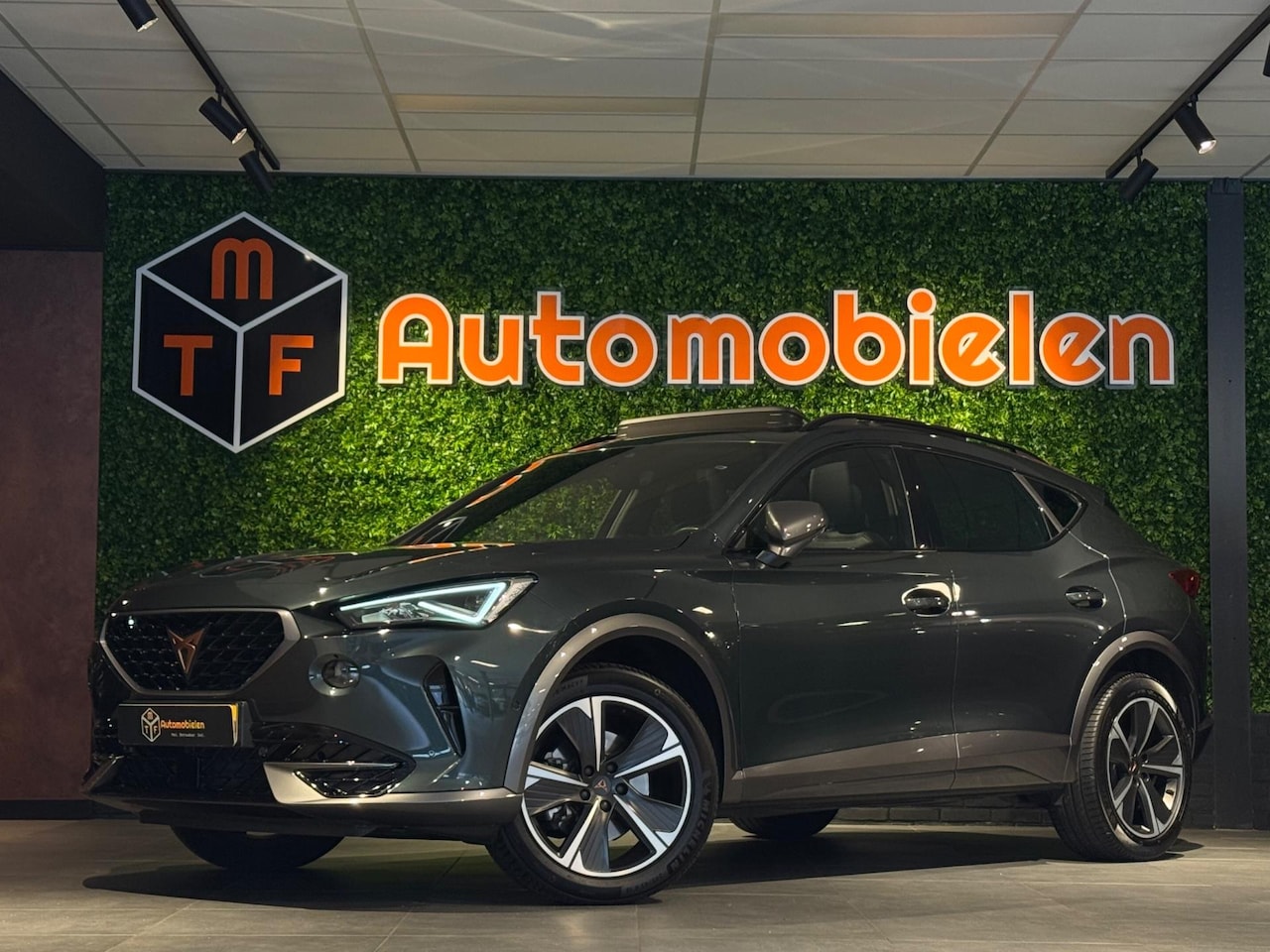 CUPRA Formentor - 1.5 TSI 150 PK |PANO|BOMVOL|ACC|SFEERVERLICHTING|NIEUWSTAAT - AutoWereld.nl