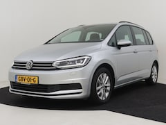 Volkswagen Touran - 1.5TSI 150pk DSG | Navigatie | Adaptive Cruise Control | Stoelverwarming | Ergo Active sto