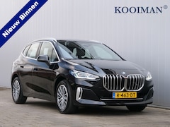BMW 2-serie Active Tourer - 218i 136pk Automaat Trekhaak / Leder / Navigatie / Camera