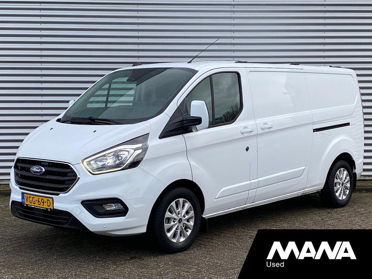 Ford Transit Custom - 300 2.0 TDCI L2H1 LIMITED 2X schuif Automaat 170PK LIMITED LED Cruise Camera Sensoren Trek - AutoWereld.nl