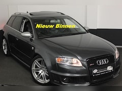 Audi RS4 - AVANT QUATTRO FULL OPTIES PANO SPORTSTOELEN NETJES