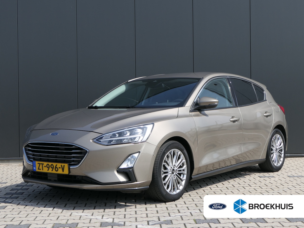 Ford Focus - 1.0 EcoBoost Titanium | LED | Winterpack | 17 Inch | B&O Audio | Navigatie | Keyless | Cam - AutoWereld.nl