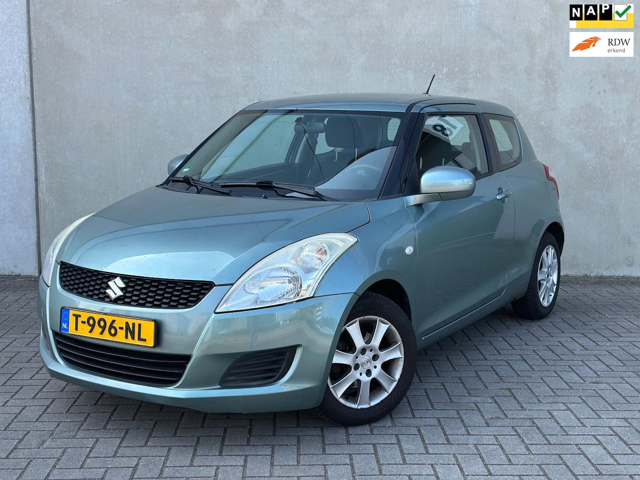 Suzuki Swift - 1.2 Base Airco 15' Elek. pakket Groot onderhoud - AutoWereld.nl