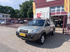 Hyundai Tucson - 2.0 I 2WD Dynamic
