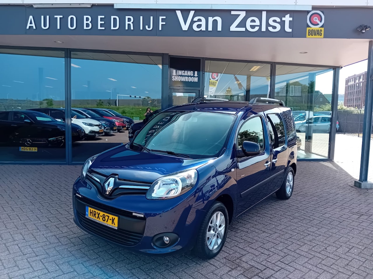 Renault Kangoo Family - 1.2 TCE Limited Deluxe Automaat, Airco(automatisch), Multimediasysteem, Navigatie, Bluetoo - AutoWereld.nl
