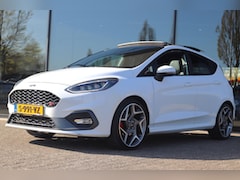 Ford Fiesta - 1.5 ECOBOOST ST-3 200PK PERFORMANCE | PANO | LAUNCH CONTROL | FULL-LED | RECARO | B&O | CA