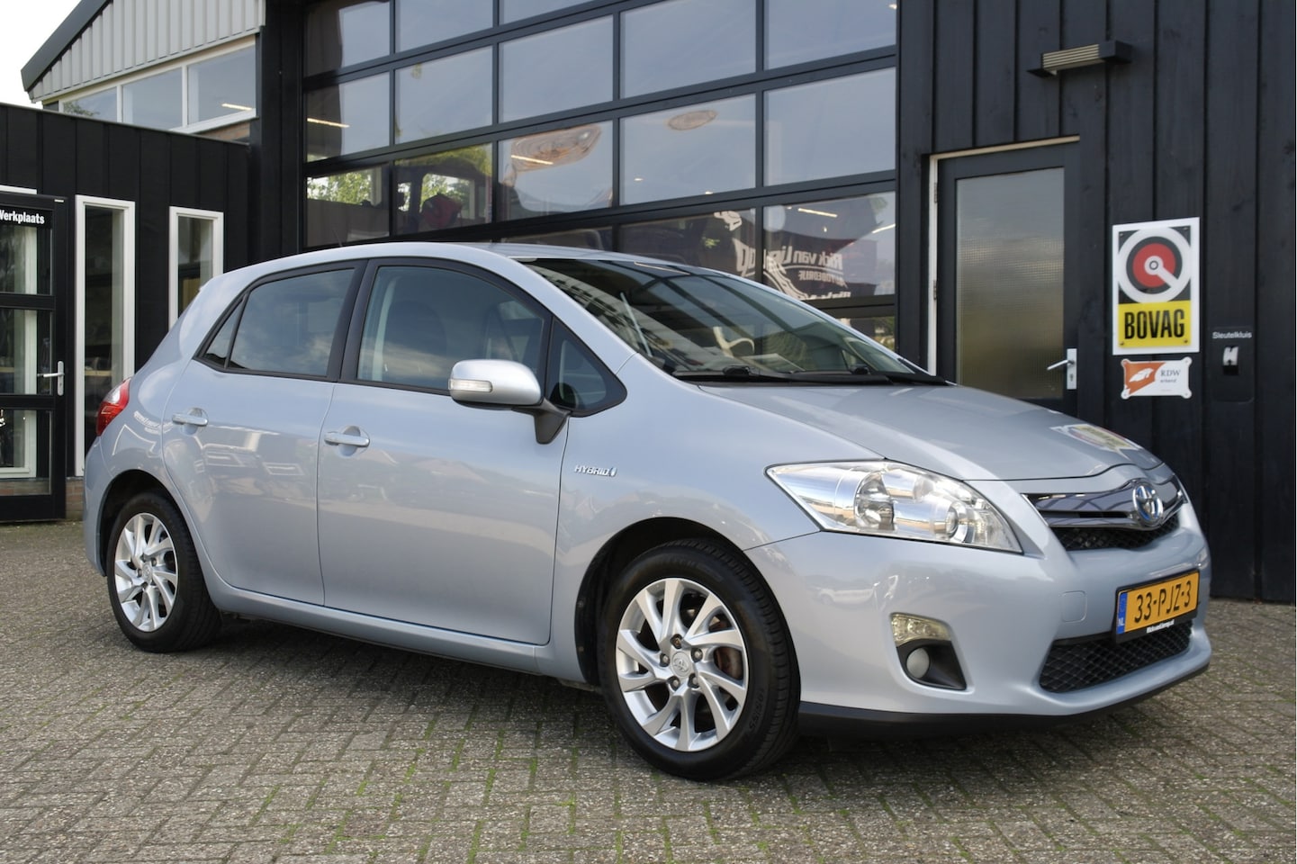 Toyota Auris - 1.8 Full Hybrid Aspiration Automaat | NL-Auto | Cruise | Navi - AutoWereld.nl