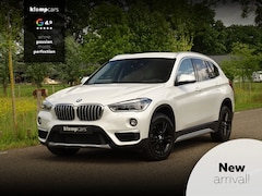 BMW X1 - sDrive20i Executive | Parelmoer | Trekhk. | Keyless entry | Stoelverw. | X-line | 192PK