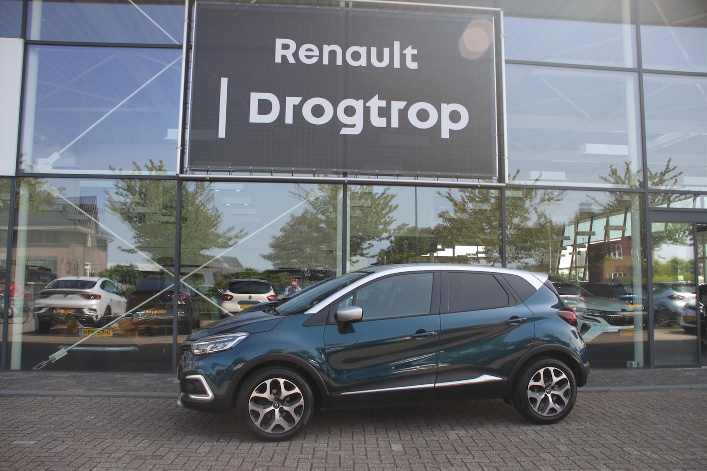 Renault Captur - 90PK-DYNAMIQUE-106DKM-NAVI-CLIMA-CAMERA-TREKH- - AutoWereld.nl