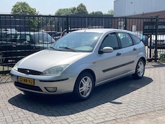 Ford Focus - 1.6-16V Trend 5 drs AIRCO