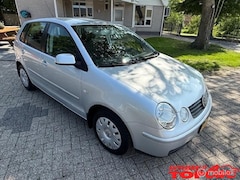 Volkswagen Polo - 1.4-16V Athene