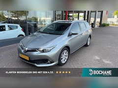 Toyota Auris Touring Sports - 1.2T Aspiration | Trekhaak | Climate Control | Dealeronderhouden