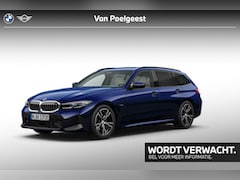 BMW 3-serie Touring - 330e xDrive M Sportpakket / Innovation Pack / Comfort Pack / Entertainment Pack / Trekhaak