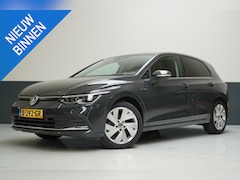 Volkswagen Golf - 1.5 eTSI 150pk Style Automaat | Navigatie | Parkeersensoren |