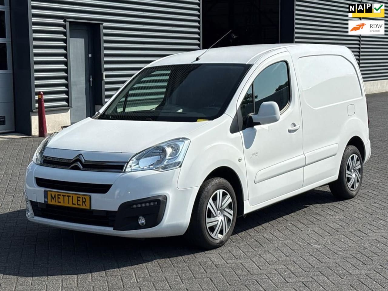 Citroën Berlingo - 1.6 BlueHDI 75 Club 1.6 BlueHDI 75 Club - AutoWereld.nl