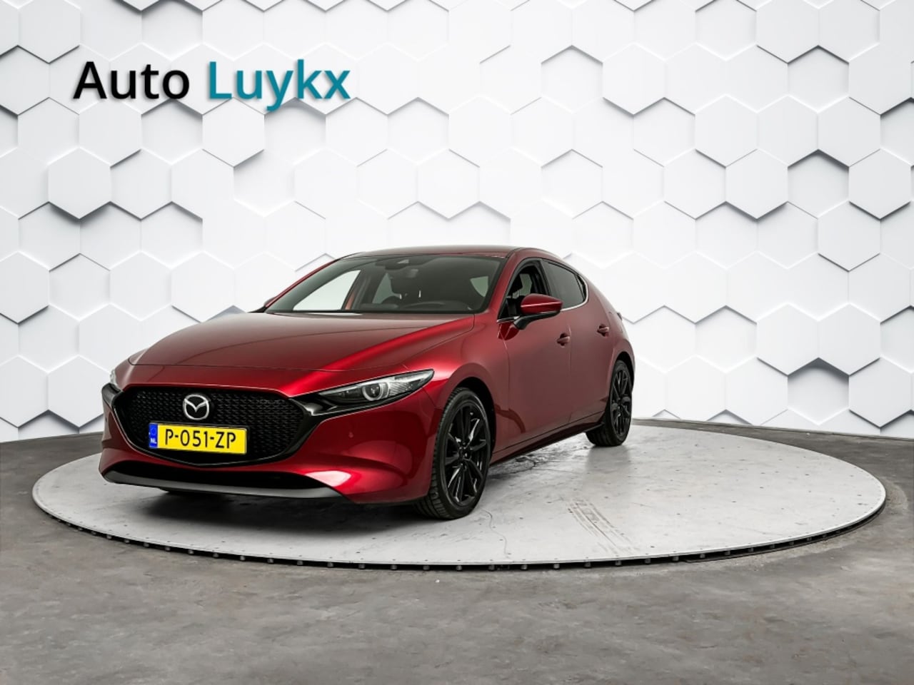 Mazda 3 Sport - 2.0 e-SA-G Sportive Automaat | Navigatie | Lederen Bekleding | 18'' L.M. Velgen - AutoWereld.nl