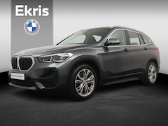 BMW X1 - xDrive25e | Head-Up | 18'' | Sportstoelen | Camera |