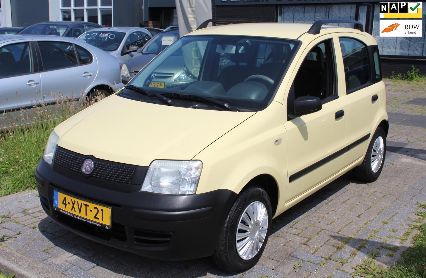 Fiat Panda - 1.1 Yellow-Edition 5-Deurs Stuurbekrachtiging Zuinig - AutoWereld.nl