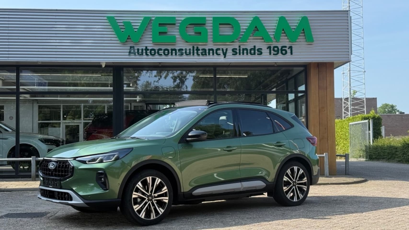 Ford Kuga - 2.5 PHEV ACTIVE X 243pk / FULL OPTIONS / 20inch+Trekhaak - AutoWereld.nl