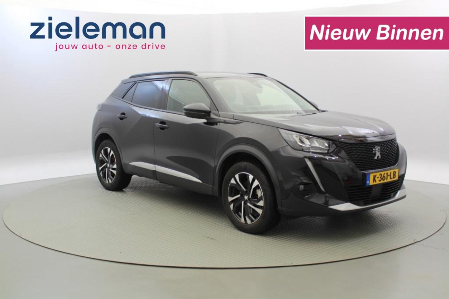 Peugeot 2008 - e-2008 EV Allure 50 kWh - Digital Cockpit, Carplay, SOH 92% - AutoWereld.nl