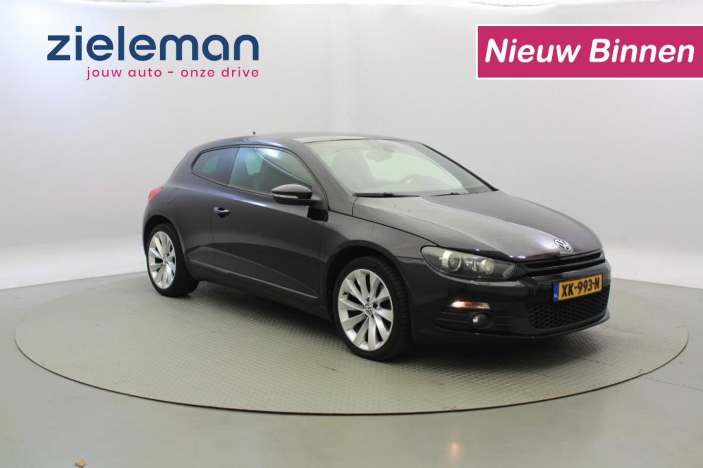 Volkswagen Golf - 1.4 TSI - Cruise, Half leer, Stoelverw - AutoWereld.nl