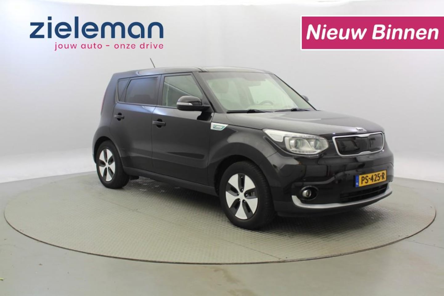 Kia e-Soul - ExecutivePlusLine 27 kWh - Carplay, Camera, Panorama, Stoelverw. - AutoWereld.nl