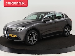 Alfa Romeo Stelvio - 2.0 T Q4 Super | Camera | Sportstoelen | Xenon | Navigatie | Elektrische achterklep | Crui